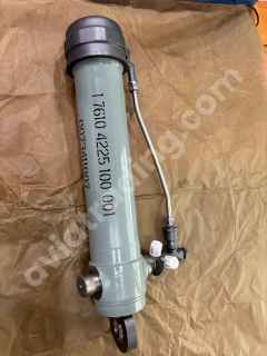 RH Front Landing Gear Control Cylinder