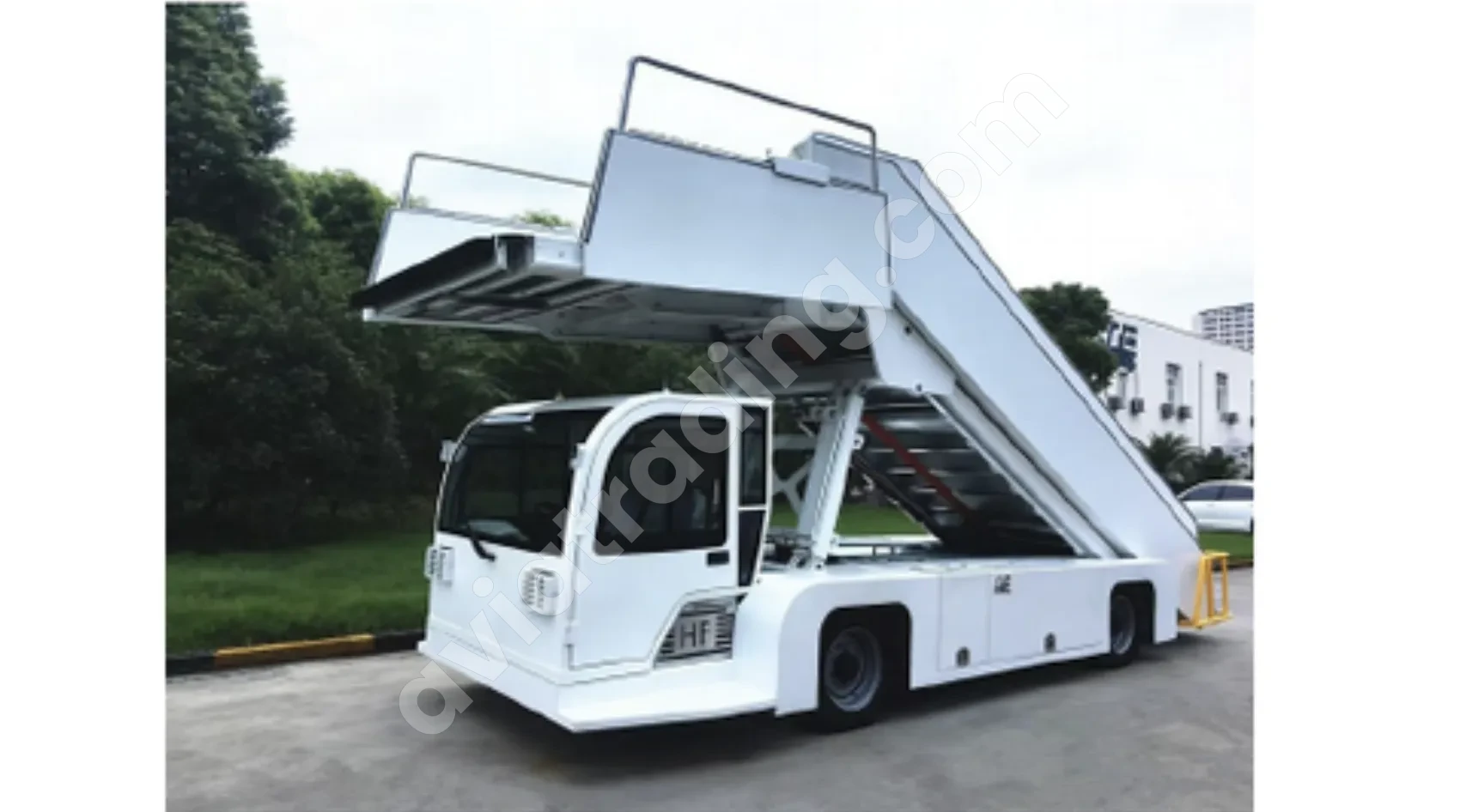 HFFZT5800 Aircraft Passenger Boarding Stairs | Airport Ground Support Equipment	 High-Performance Aircraft Boarding Ladder for Airport Ground Handling