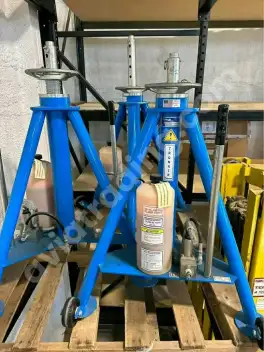 P/N: 01-1270-0010 Tronair Jack