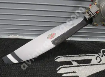 Hartzell 3 Blade Propeller Assembly RH PHC-C3YF-2UF