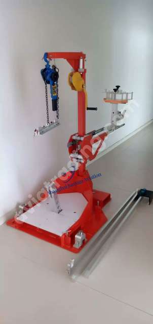 Device R/I fire ext bottles