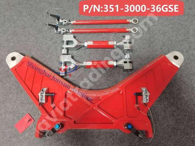 THRUST THRUST REVERSER HOLD OPENING ST