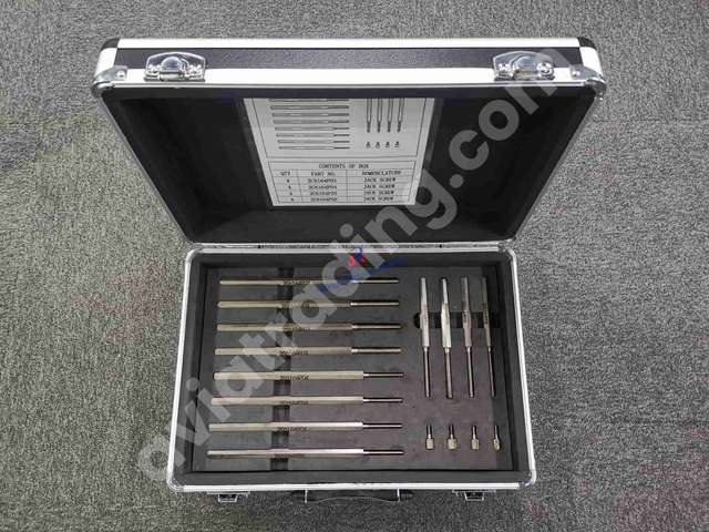 TOOL SET