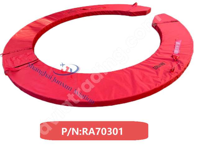 THRUST REVERSER PLUG/B777GE90