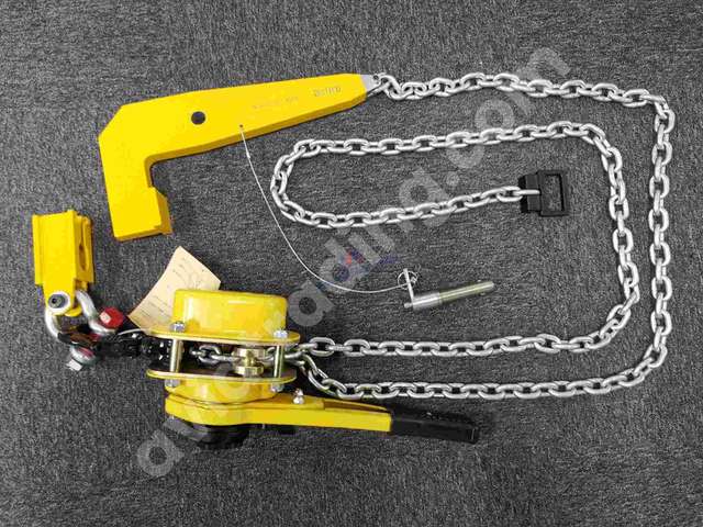 OUTBOARD HQIST ASSEMBLY