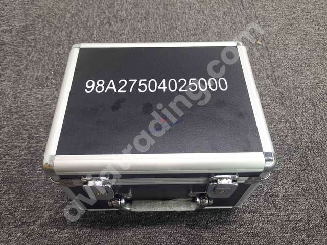 Extractor pin-fwd attachment flap tracks 6