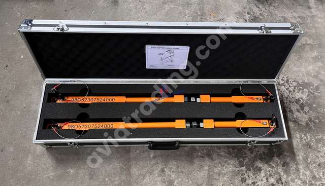 Support strut cargo doors