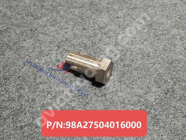 Adjusting tool for nut sleeve-flad front attachment