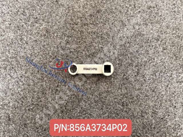 Wrench centering pin booster spool
