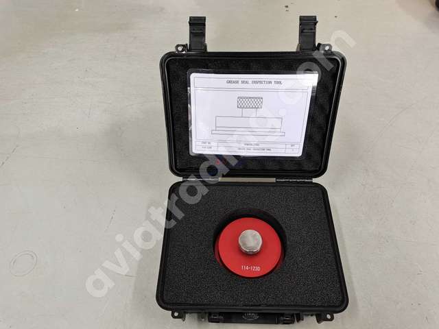 Grease seal inspection tool