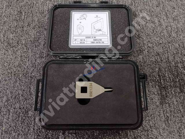 Torque auaptor tool