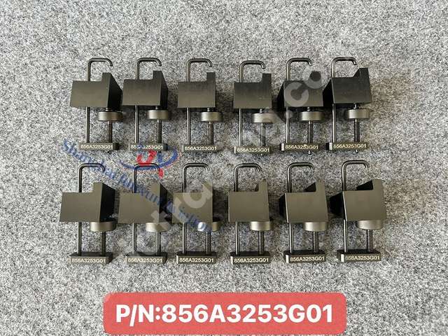 HOOKS RESTRAIN AIR SEAL TO LPT DIS