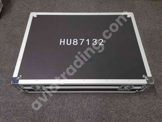Safety tool for pivot door  PNHU87132-JX