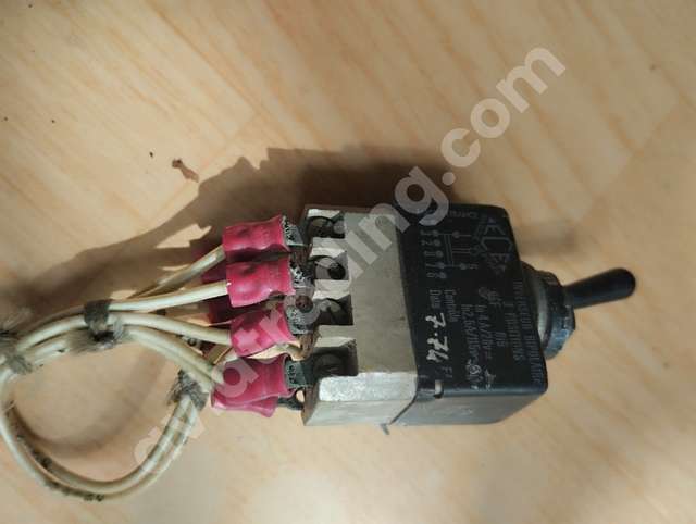 Bipolaire inverseur 3 positions , ECE type 615