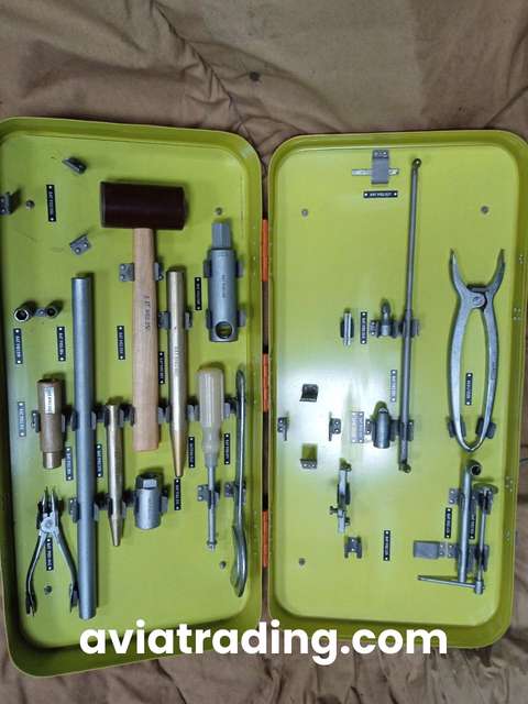 Special tool for the maintenance of the Mi-17/17 helicopter