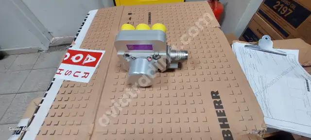 SERVO VALVE