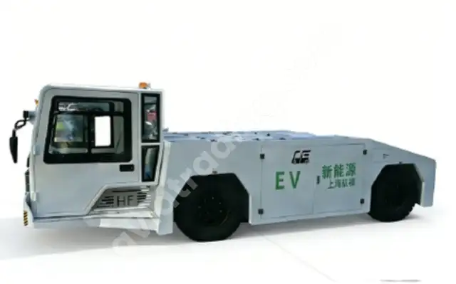 HFDQY6160✈️ 160kN Electric Aircraft Tug for Heavy Duty GSE	 200 Ton Aircraft Towing Vehicle | 4-Wheel Steering Airport Tractor
