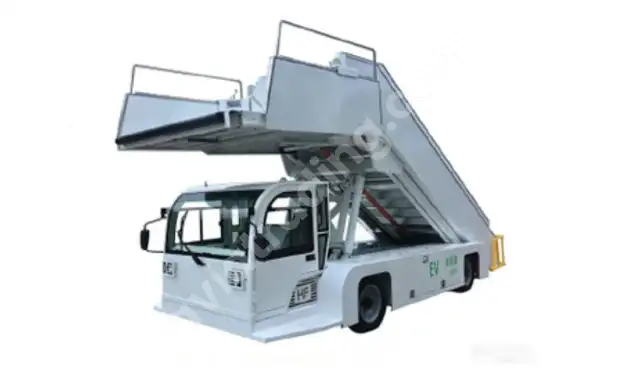 HFDZT5800,2300-5800 Electric Aircraft Boarding Stairs | Passenger Boarding Ladder 2.3–5.8m